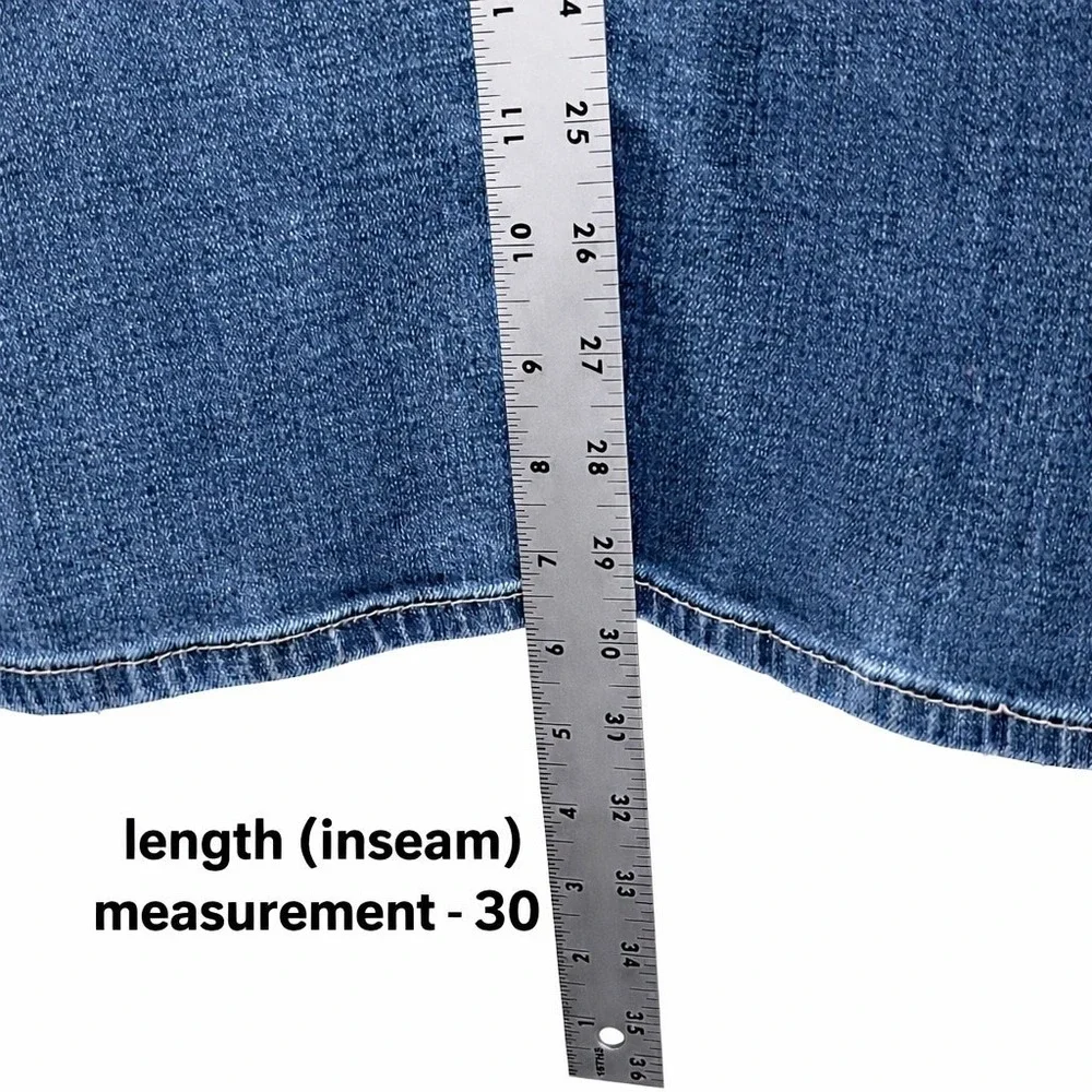 Levis 512 Slimming Bootcut Jeans Womens 16M Blue Excellent‎ Medium Wash Stretch